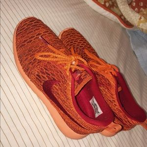 Nike Roshe Run women’s